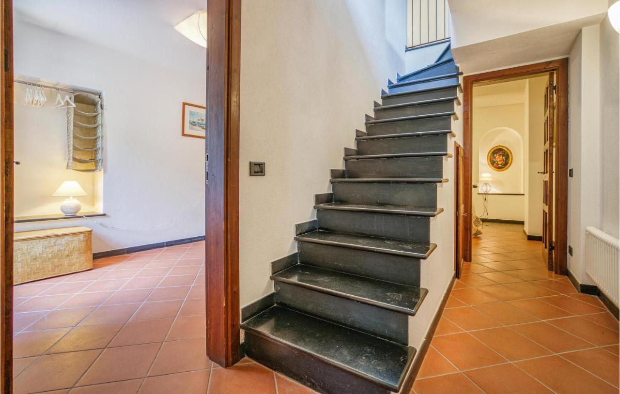 Awesome Home In Moneglia With Kitchen Eksteriør bilde