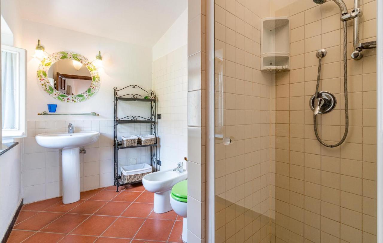 Awesome Home In Moneglia With Kitchen Eksteriør bilde