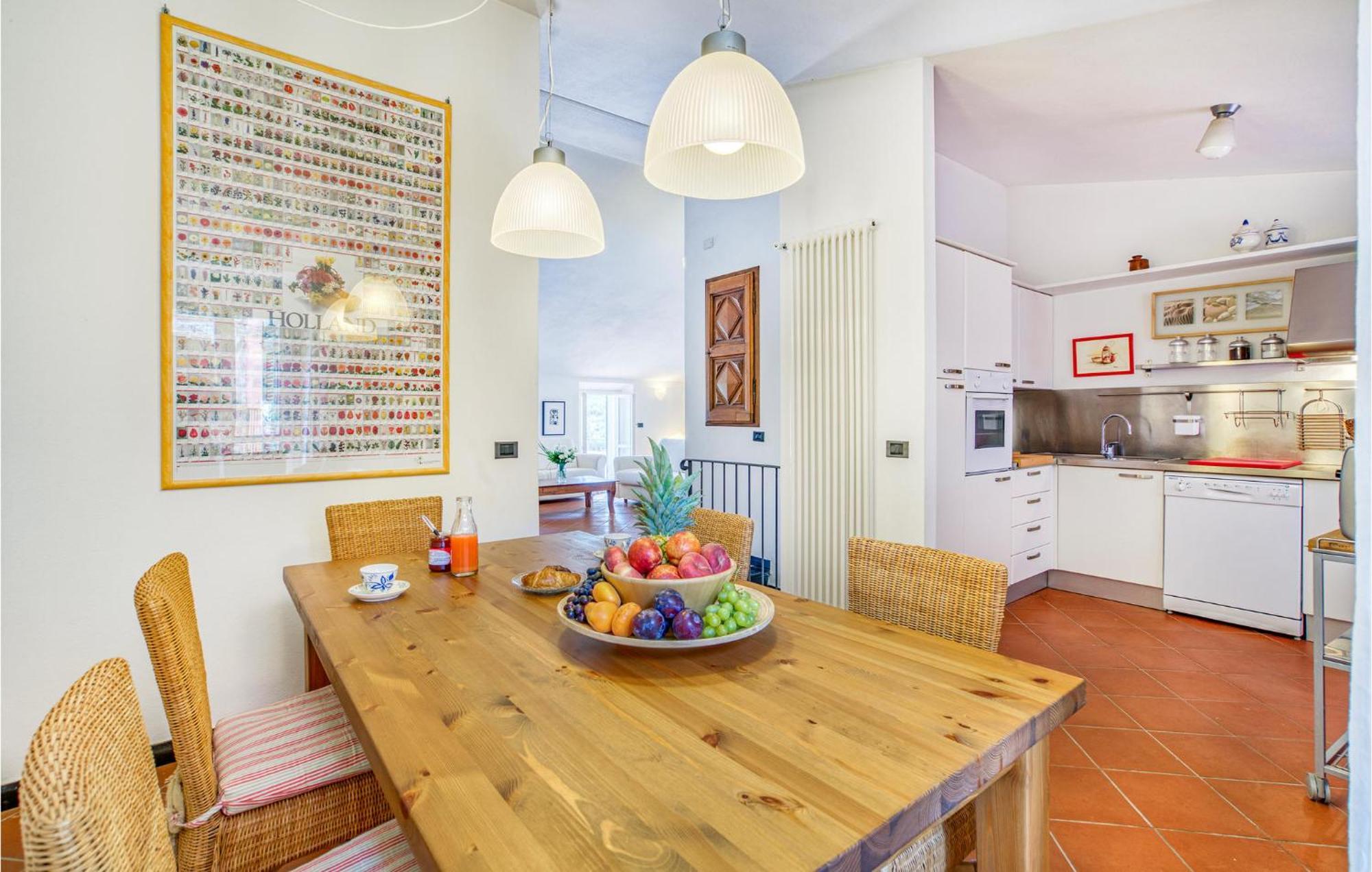 Awesome Home In Moneglia With Kitchen Eksteriør bilde