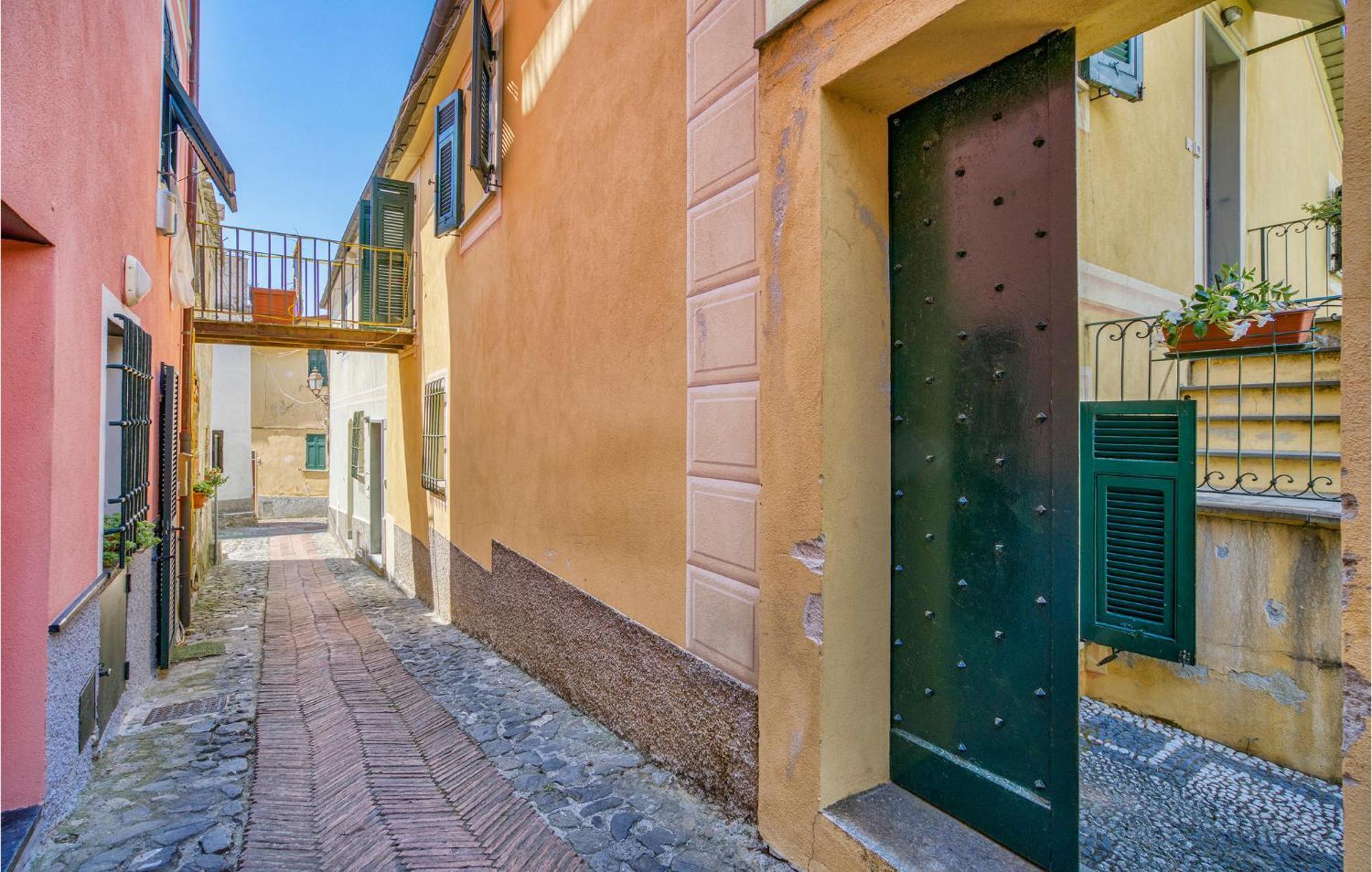 Awesome Home In Moneglia With Kitchen Eksteriør bilde